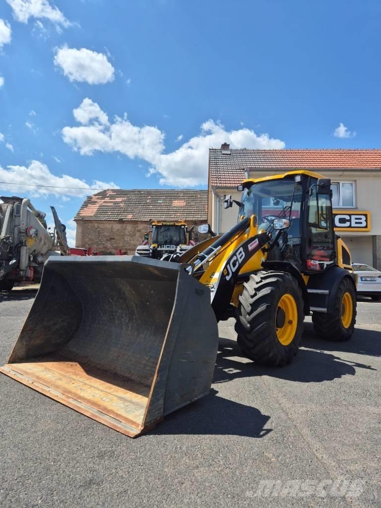 JCB 409 Agri Teleszkópos mezőgazdasági rakodók