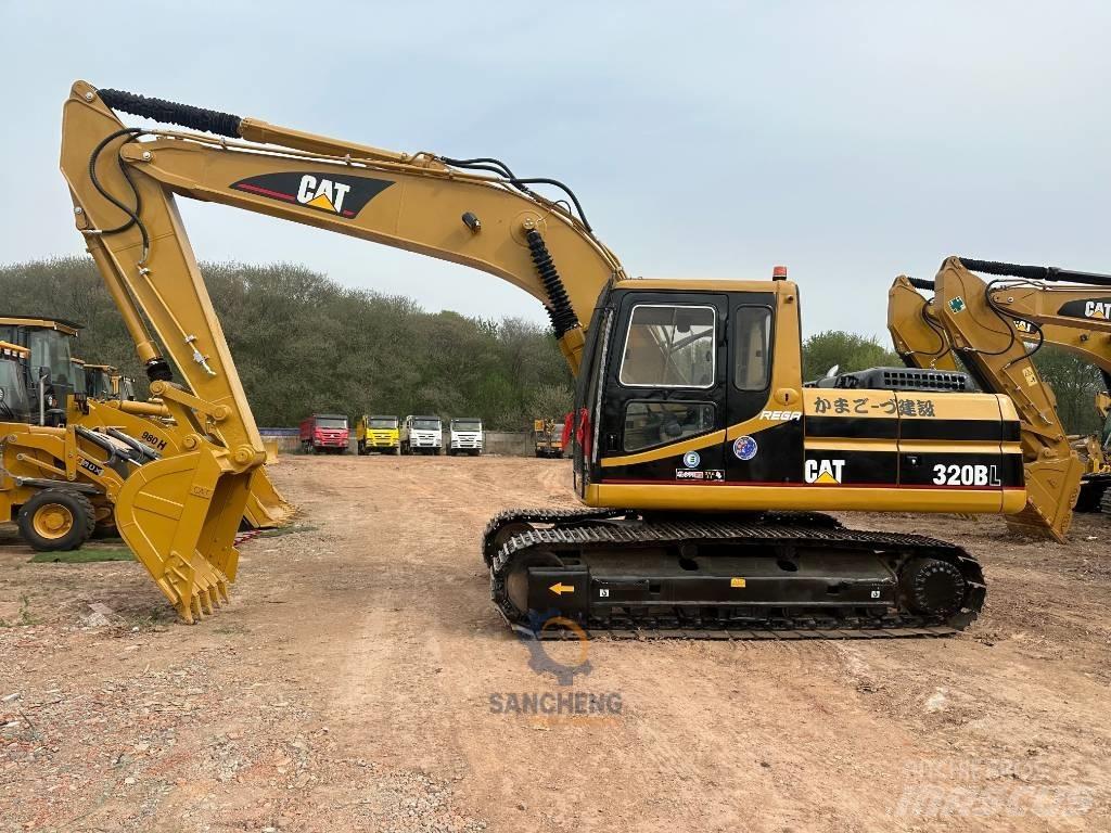 CAT 320 B L Lánctalpas kotrók