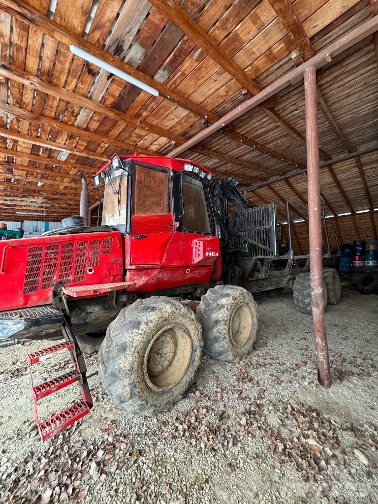 Valmet 840.4 Kihordók