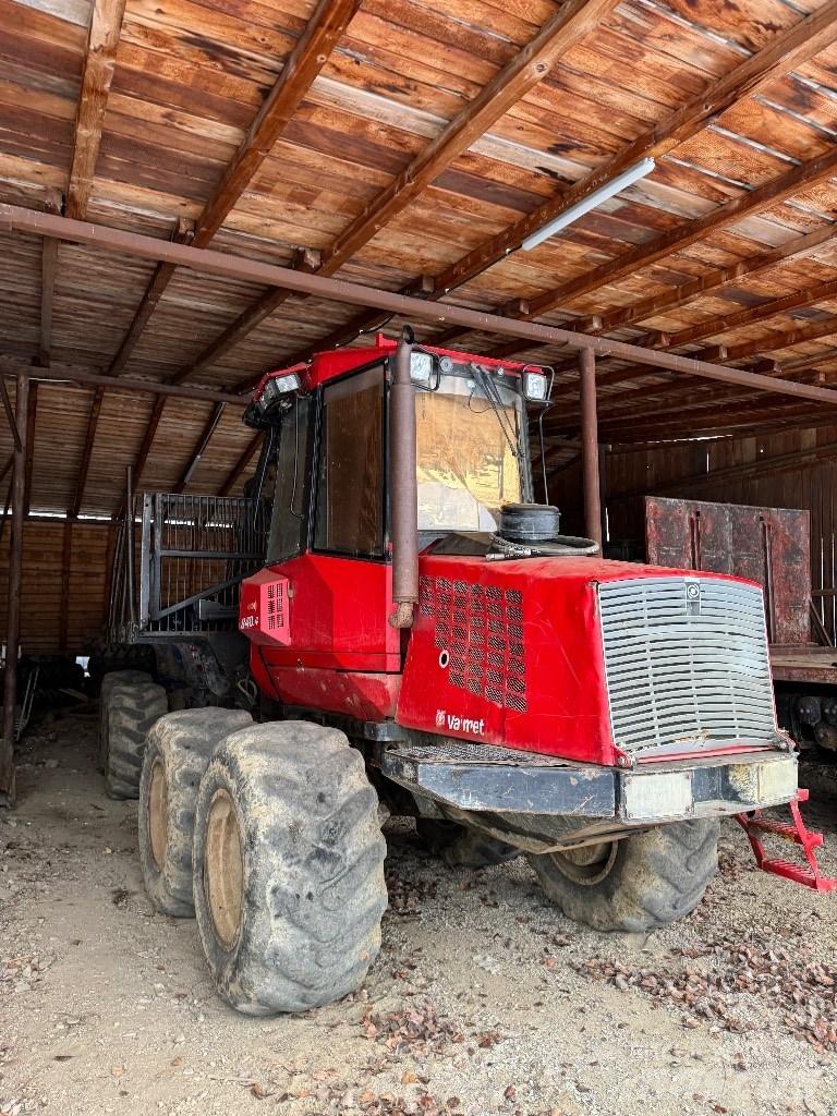 Valmet 840.4 Kihordók