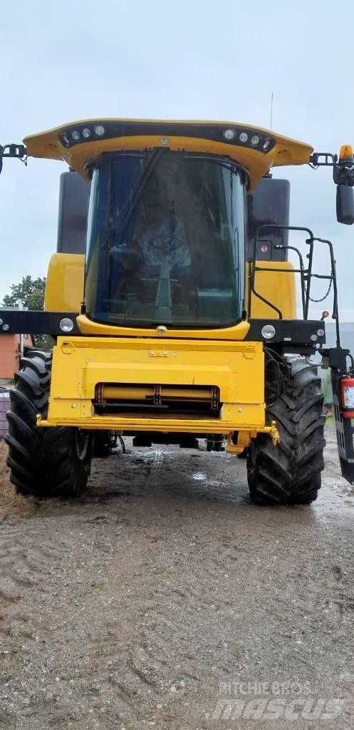 New Holland CX 5.80 Kombájnok