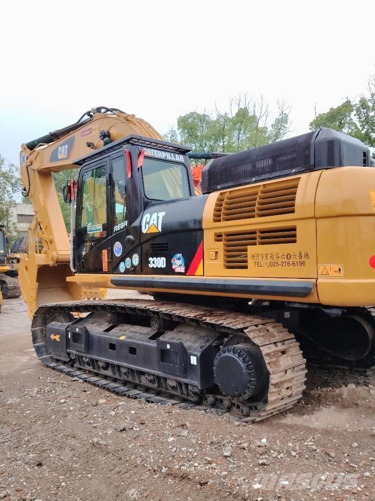 CAT 330 D Lánctalpas kotrók