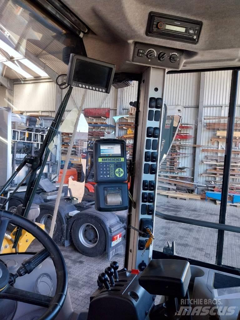 Volvo L 90 H Gumikerekes homlokrakodók