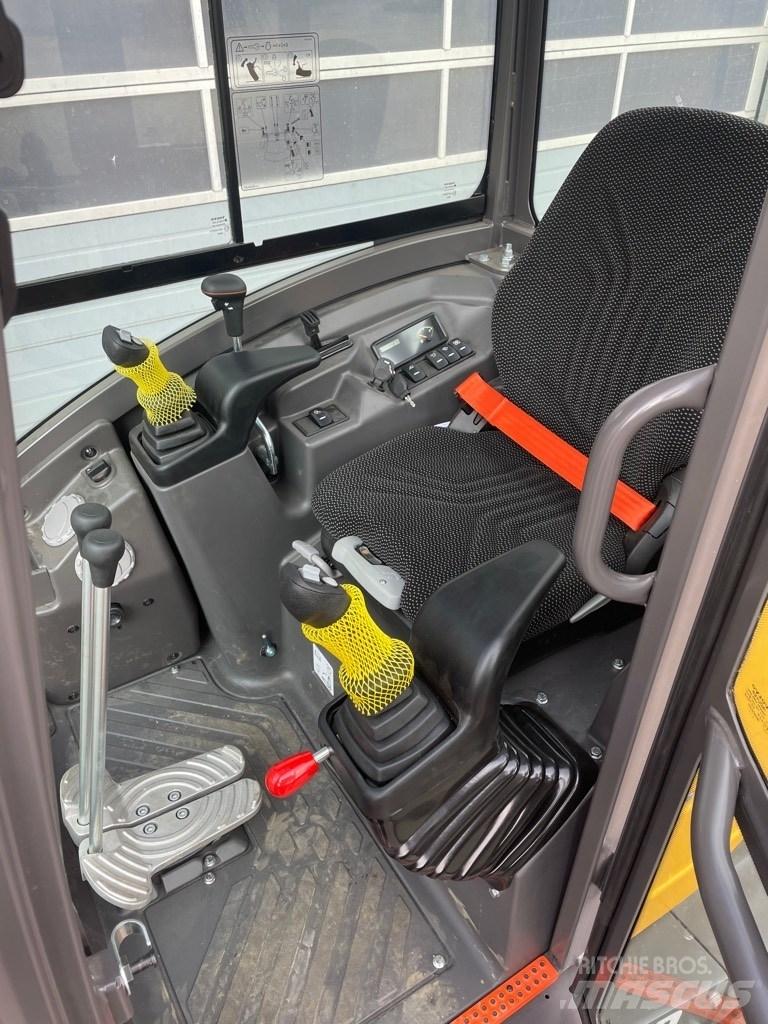 Volvo EC27D Mini kotrók < 7t