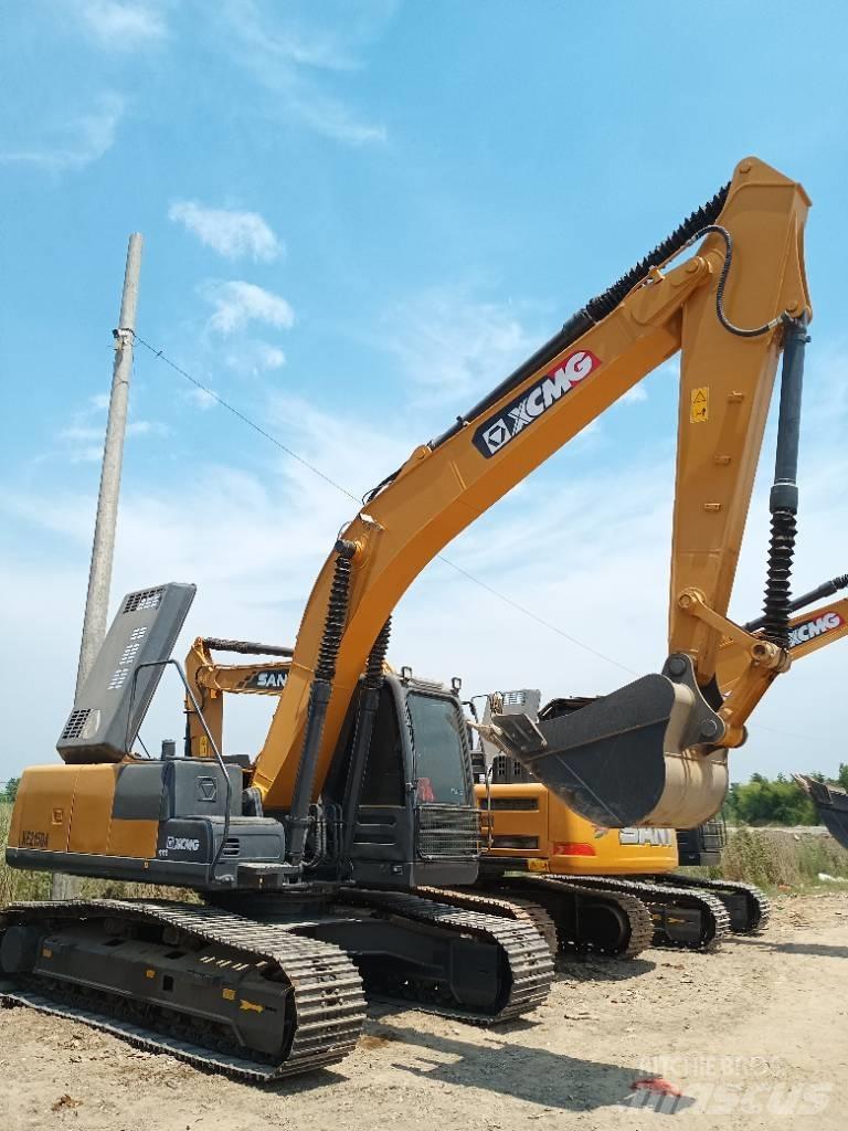 XCMG XE 215 DA Közepes (midi) kotrók 7 t - 12 t