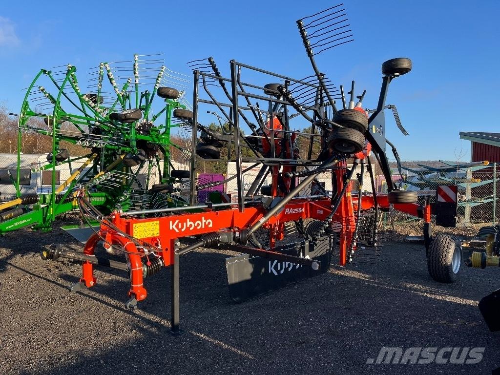 Kubota RA2584 Rendforgatók