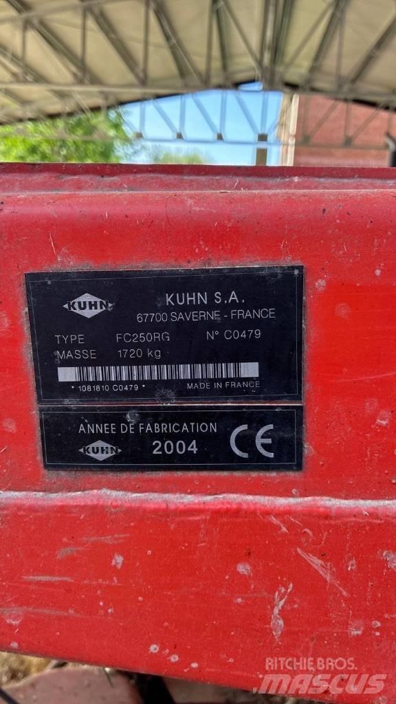 Kuhn FC 250 R G Öntöző Kaszák