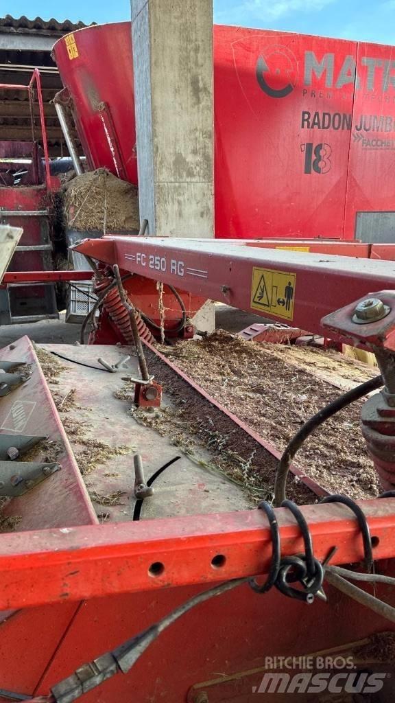 Kuhn FC 250 R G Öntöző Kaszák