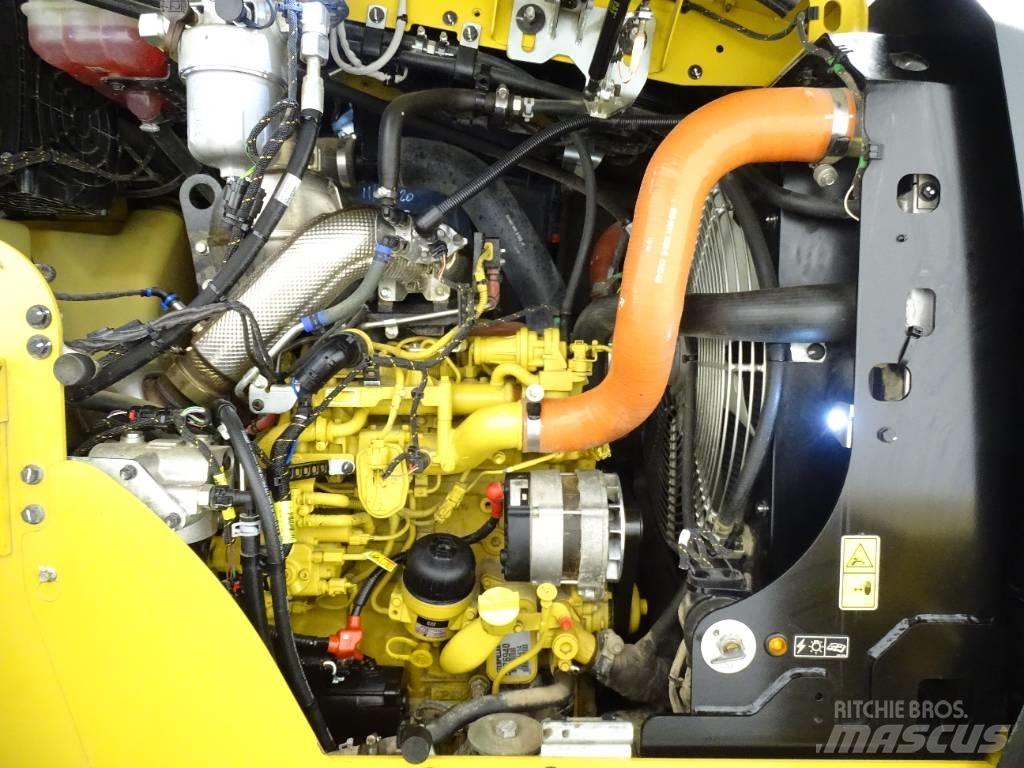 CAT 914 Gumikerekes homlokrakodók