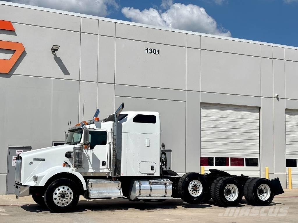 Kenworth T 800 Nyergesvontatók