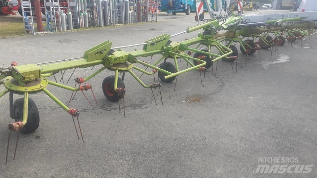 CLAAS VOLTO 1300 T Rendkészítő