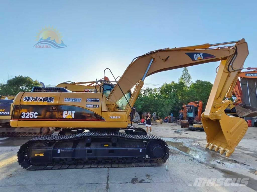 CAT 325 C Lánctalpas kotrók