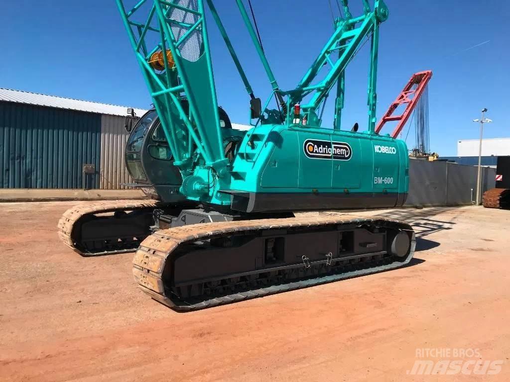 Kobelco BM 600 Lánctalpas daruk