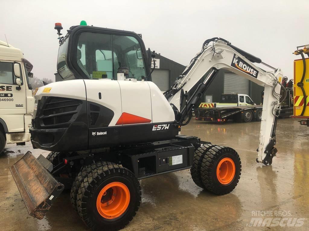 Bobcat E 57 W Gumikerekes kotrók