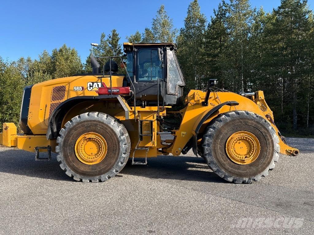 CAT 980 Gumikerekes homlokrakodók