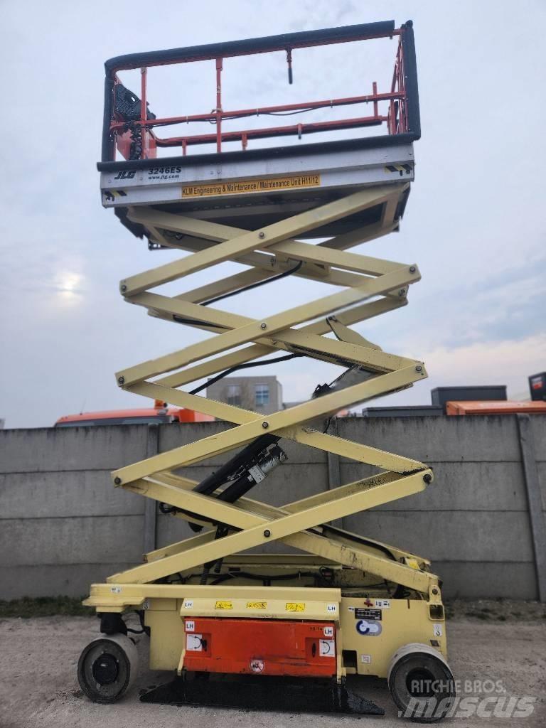 JLG 3246 ES Ollós emelők