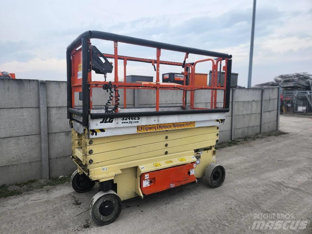 JLG 3246 ES Ollós emelők