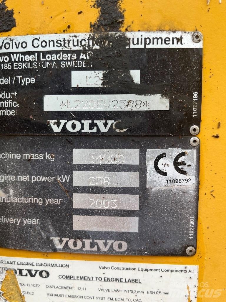 Volvo L 220 E Gumikerekes homlokrakodók