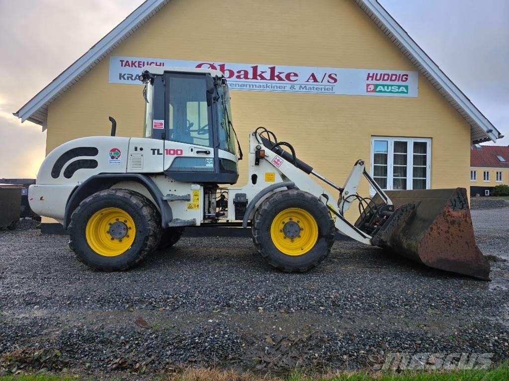 Terex TL 100 Gumikerekes homlokrakodók