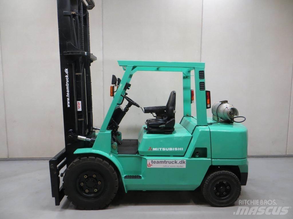 Mitsubishi FG45K2 Gázüzemű targoncák