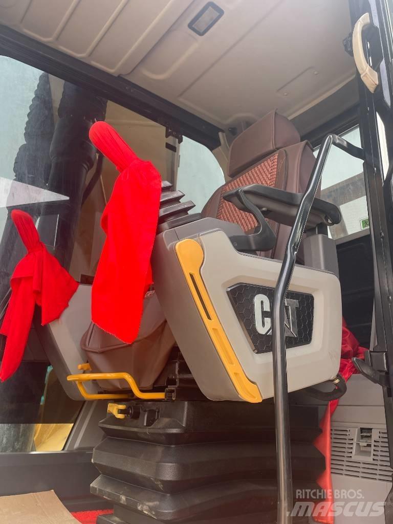CAT CAT323GC Lánctalpas kotrók