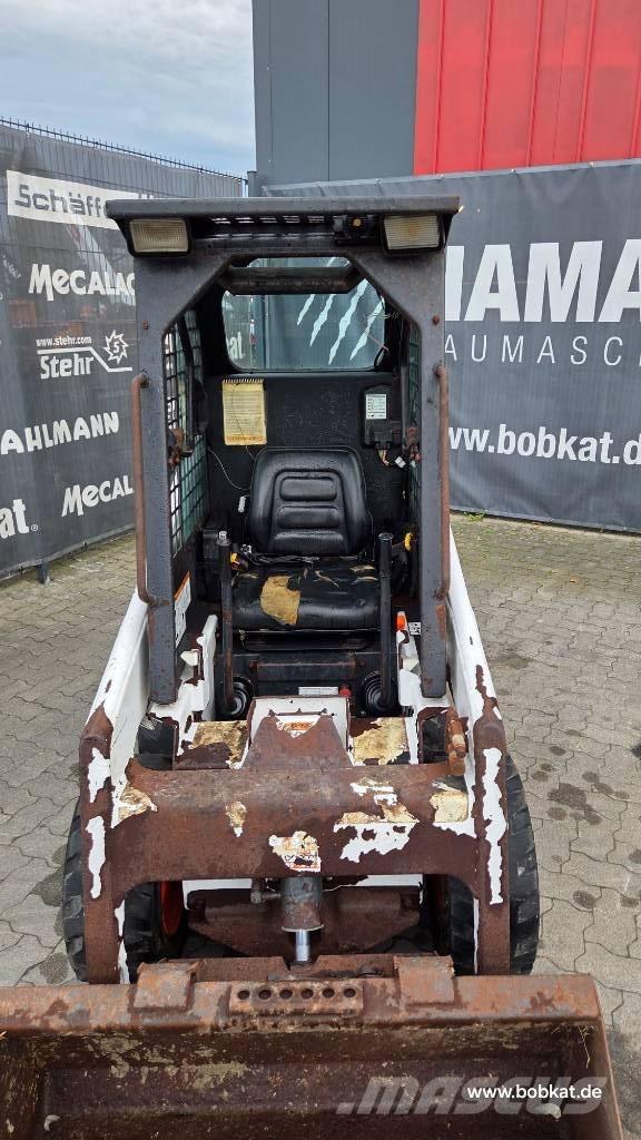 Bobcat 453 Kompaktrakodók