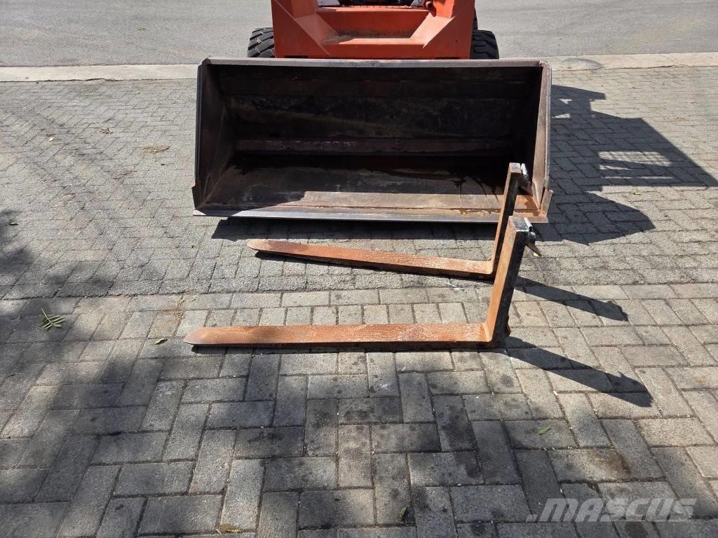 Thomas T170 Kompaktrakodók
