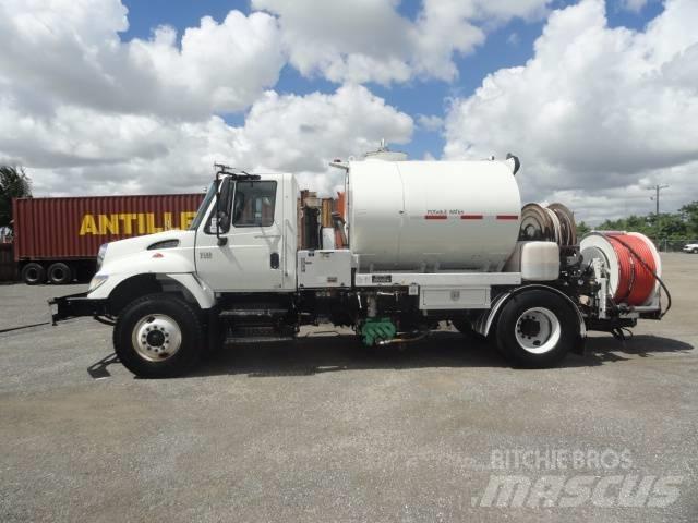 International 7500 Vákuum teherautok