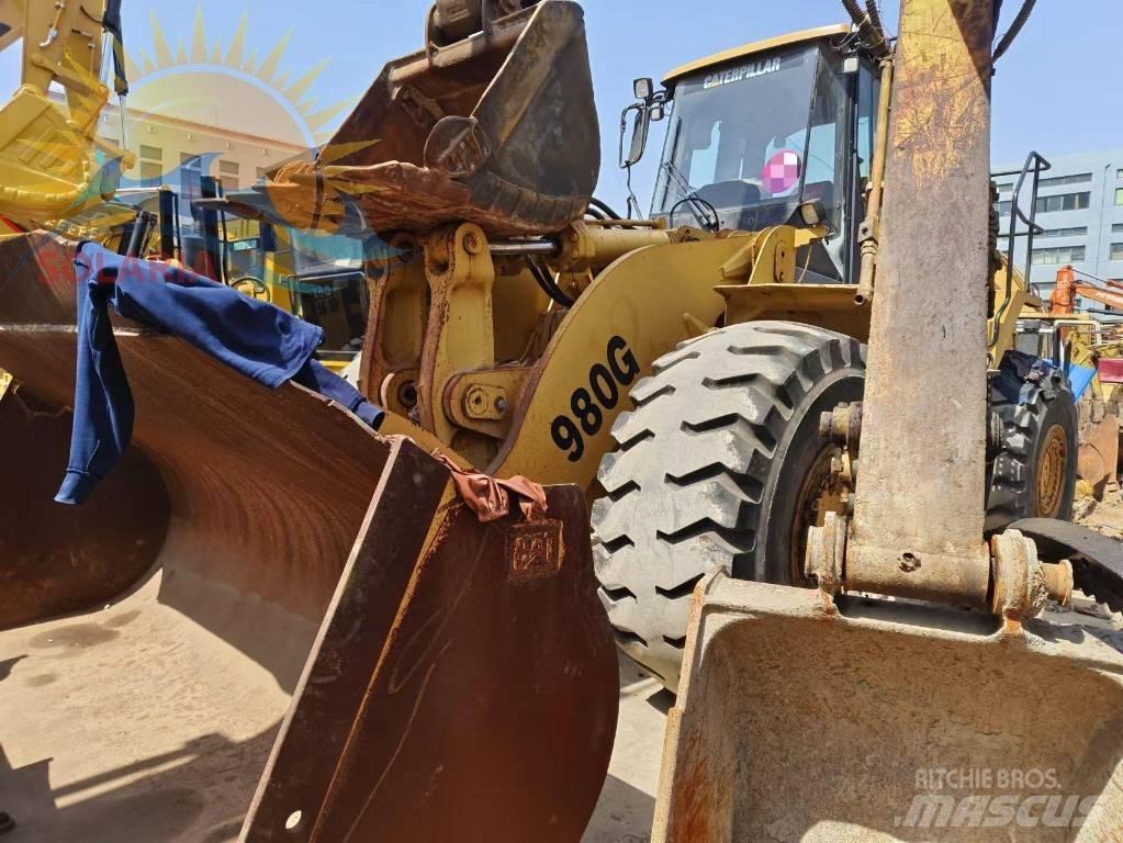 CAT 980 G Gumikerekes homlokrakodók