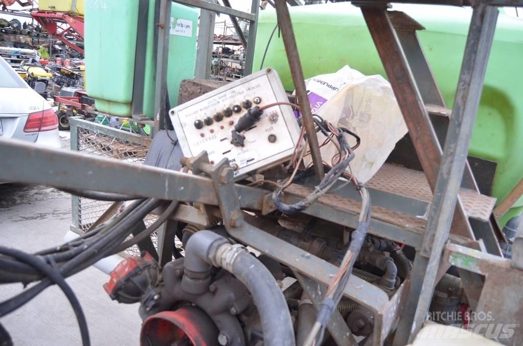  Technoma 2500 Vontatott trágyaszórók