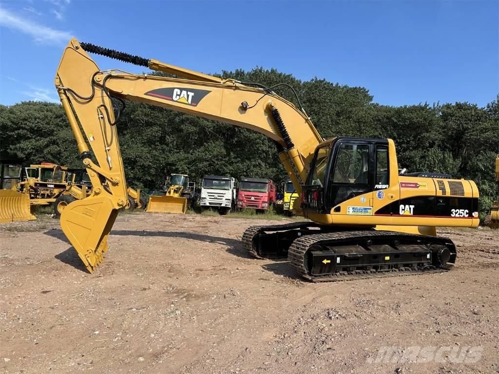 CAT 325 C Lánctalpas kotrók