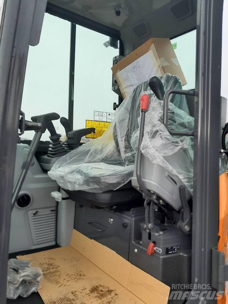 Doosan DX 35 Z-7 Mini kotrók < 7t