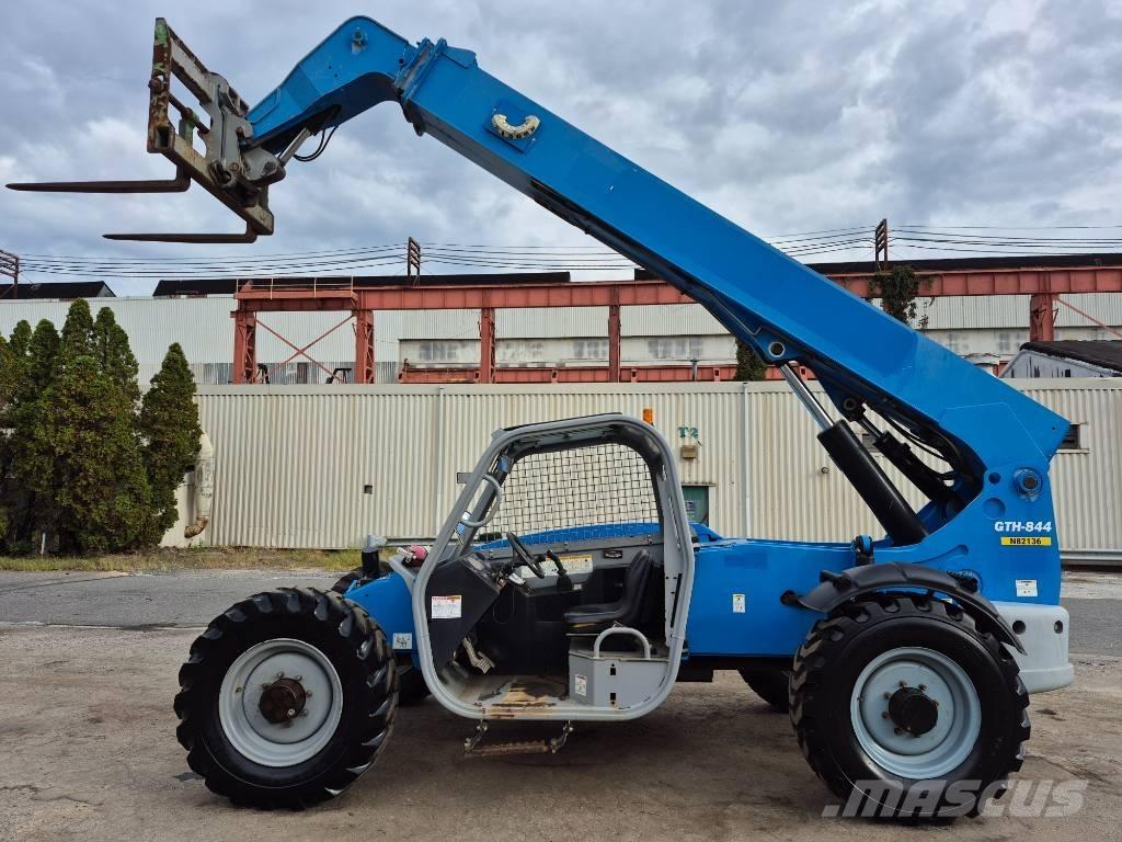 Genie GTH 844 Teleszkópos rakodók
