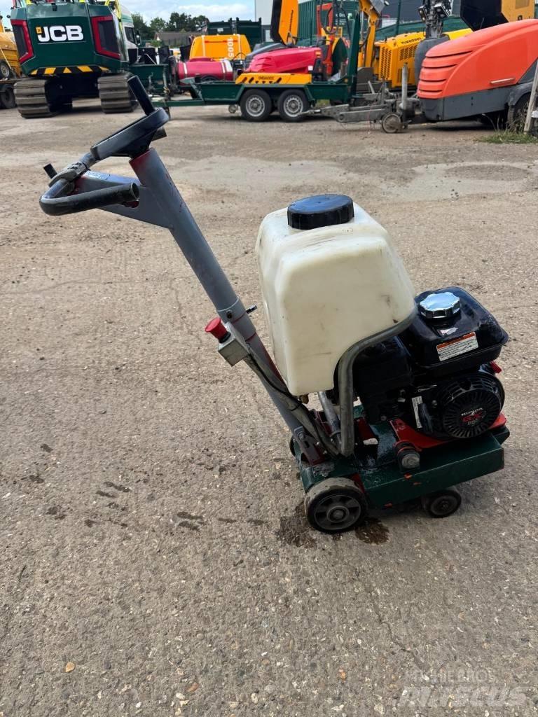 Husqvarna FS305 Építőipar - Egyebek