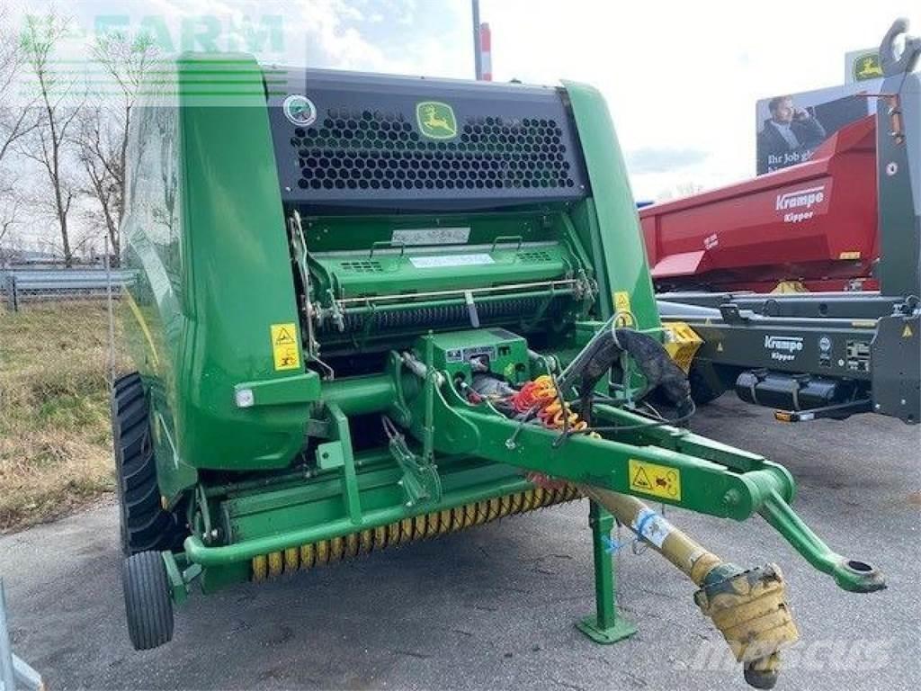 John Deere 960 Szögletes bálázók