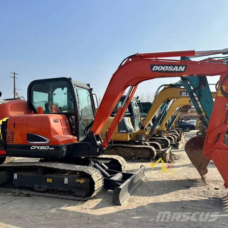 Doosan DX 60-9 C Lánctalpas kotrók