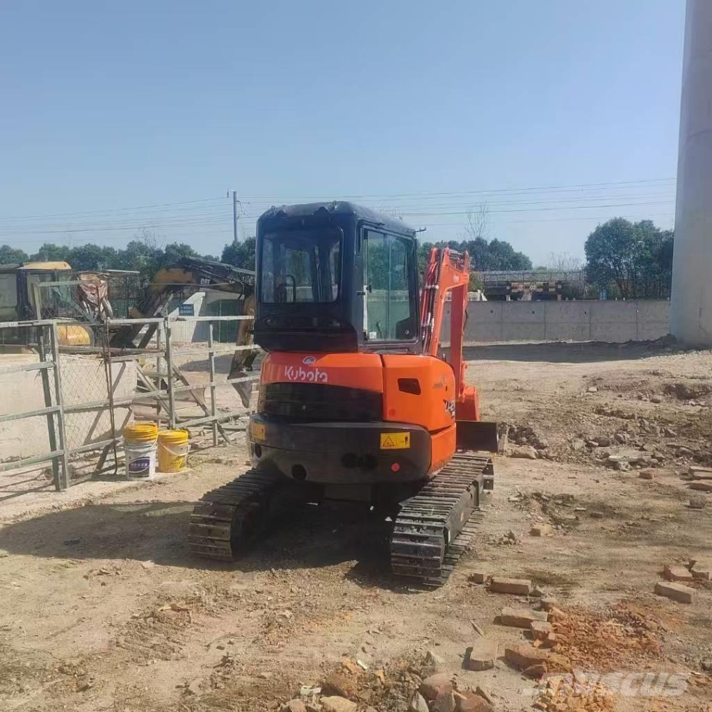 Kubota U 27 Mini kotrók < 7t