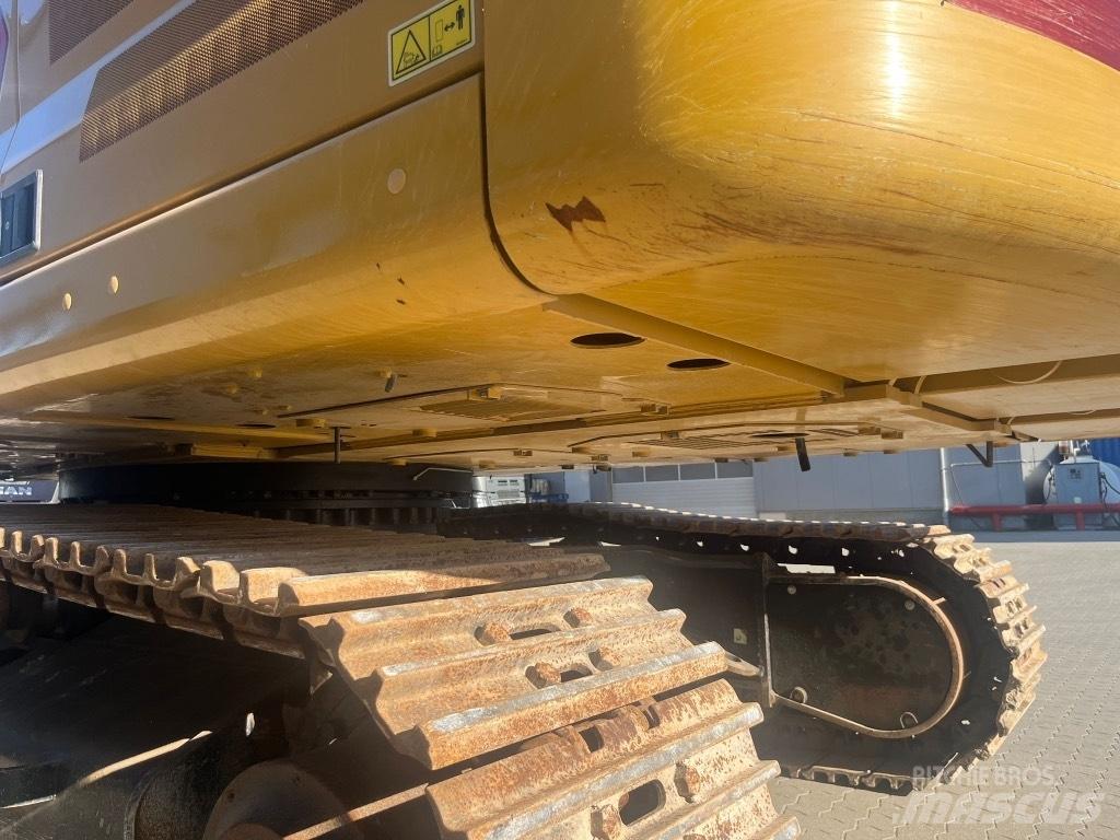 CAT 330 - 330 Next Gen Lánctalpas kotrók