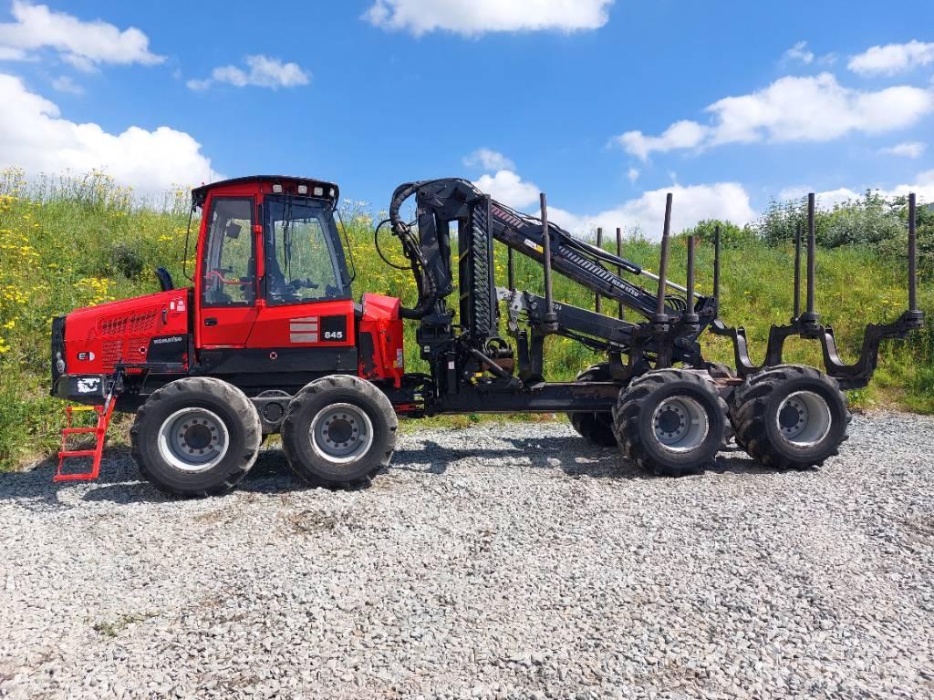 Komatsu 845 Kihordók