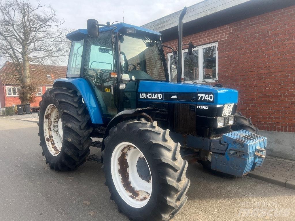 New Holland 7740 Traktorok
