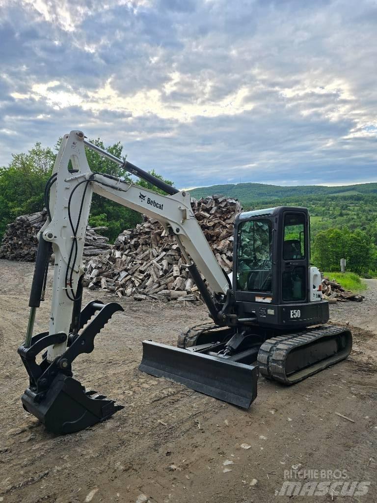 Bobcat E 50 Mini kotrók < 7t