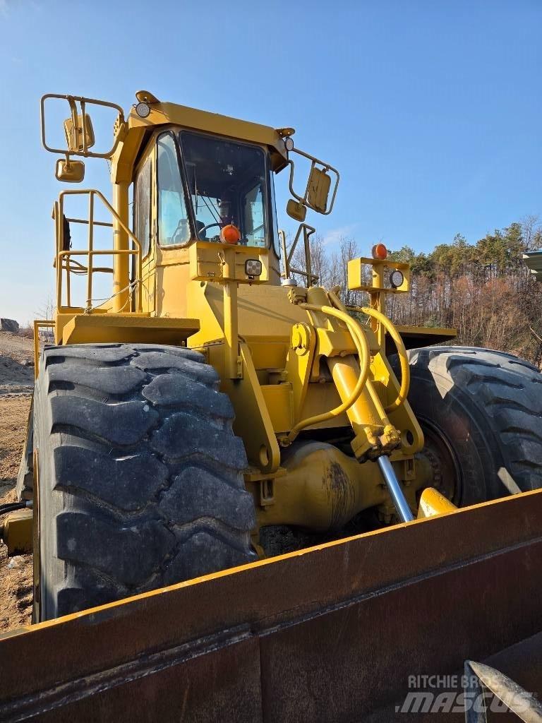 CAT 824c gumikerekes dózer