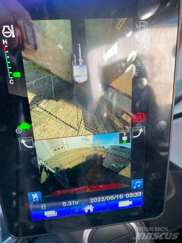 Takeuchi TB 395 W Gumikerekes kotrók