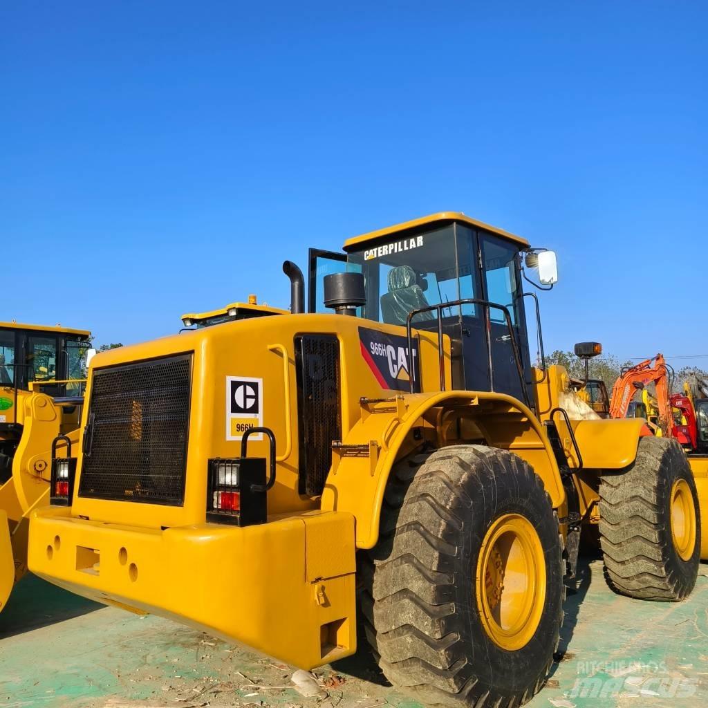 CAT 966 H Gumikerekes homlokrakodók