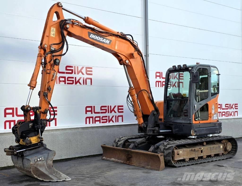 Doosan DX 80 R Közepes (midi) kotrók 7 t - 12 t
