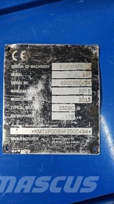 Komatsu 895 Kihordók