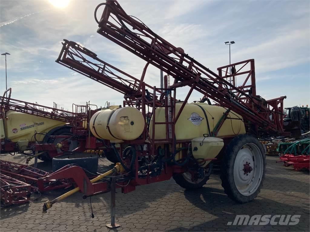 Hardi TZY 2400 Vontatott trágyaszórók