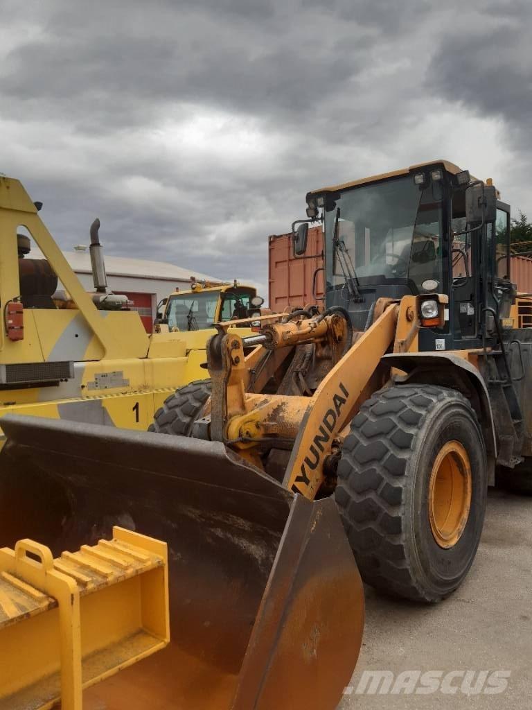 Hyundai HL 757-9 A Gumikerekes homlokrakodók