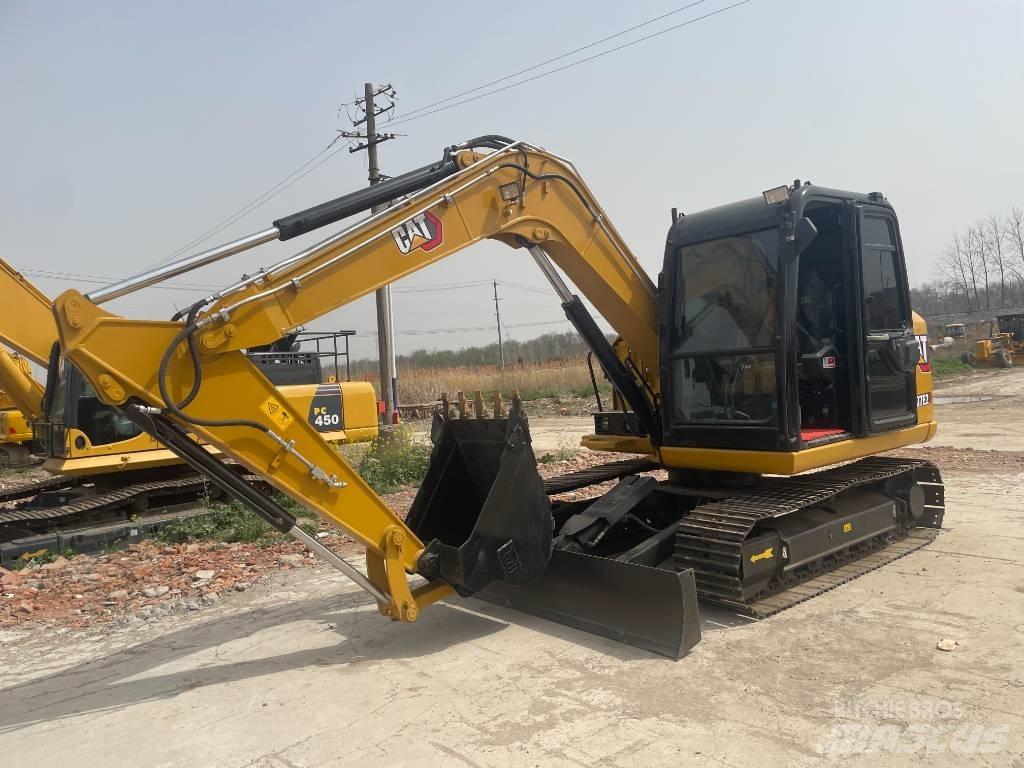 CAT 307E2 Mini kotrók < 7t