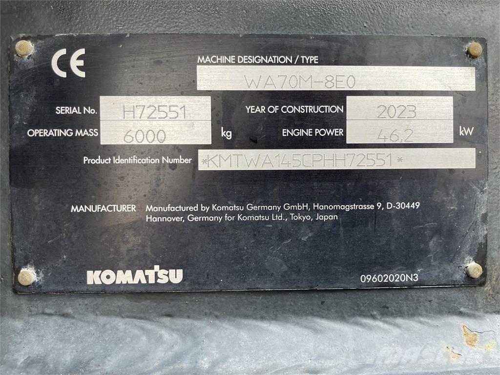 Komatsu WA70M-8EO Univerzális rakodók